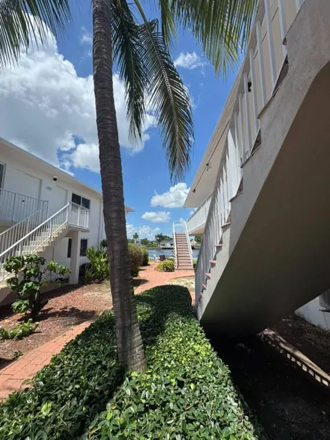 999 S RIVERSIDE DRIVE #101