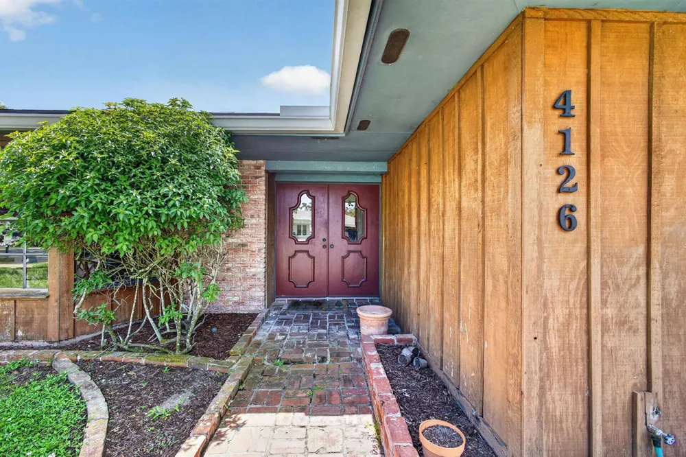 4126 Hickory Drive Palm Beach Gardens, FL 33418