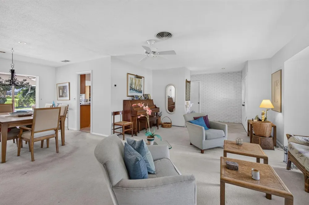 4126 Hickory Drive Palm Beach Gardens, FL 33418