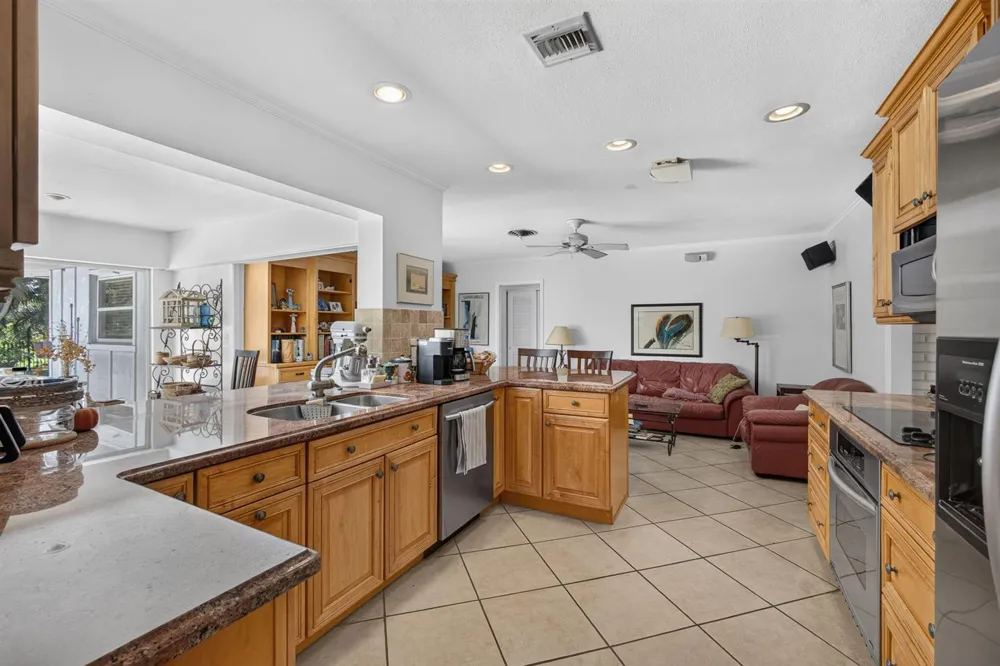 4126 Hickory Drive Palm Beach Gardens, FL 33418