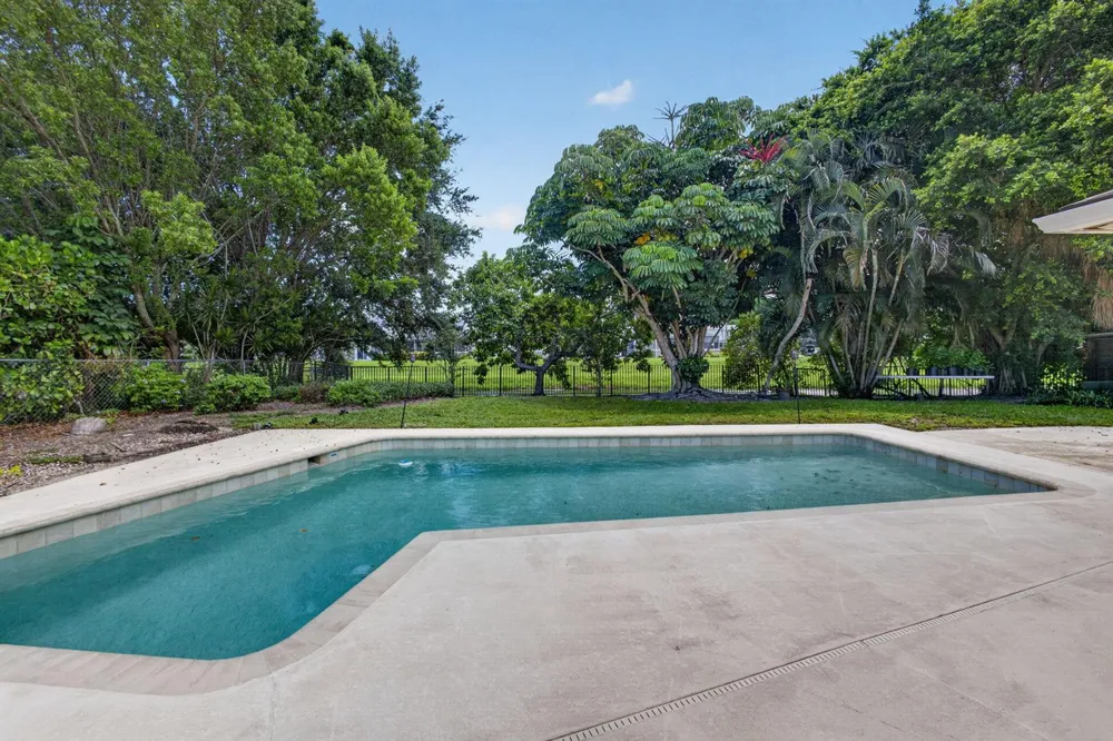 4126 Hickory Drive Palm Beach Gardens, FL 33418