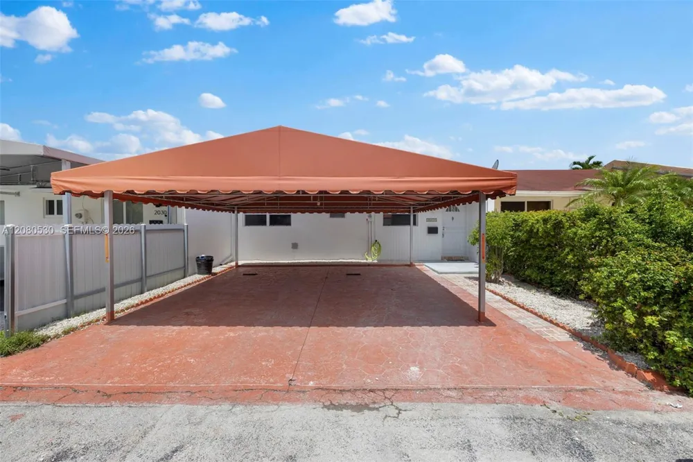 2028 SW 103rd Ct #2028 Miami, FL 33165