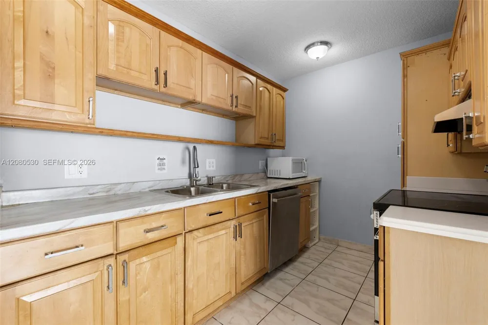 2028 SW 103rd Ct #2028 Miami, FL 33165