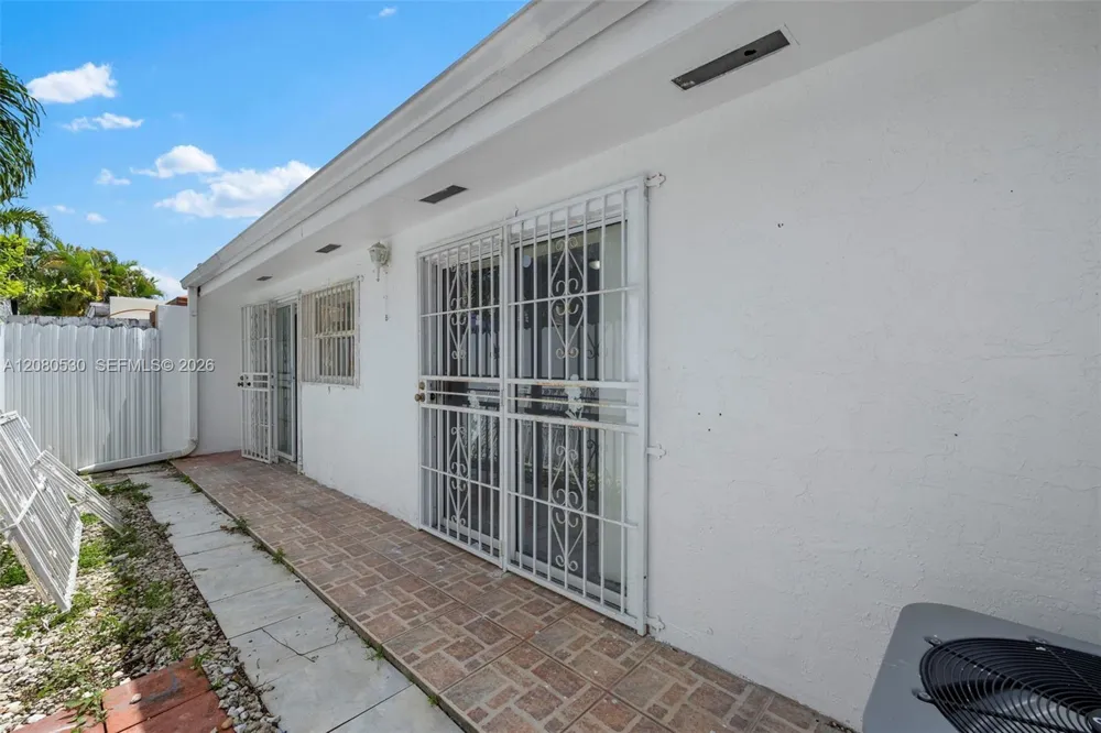 2028 SW 103rd Ct #2028 Miami, FL 33165