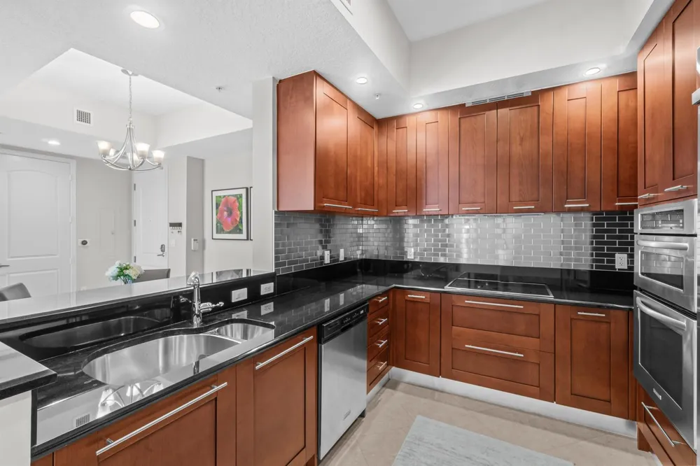 701 S OLIVE AVENUE #1817 West Palm Beach, FL 33401