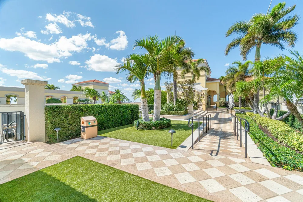 701 S OLIVE AVENUE #1817 West Palm Beach, FL 33401