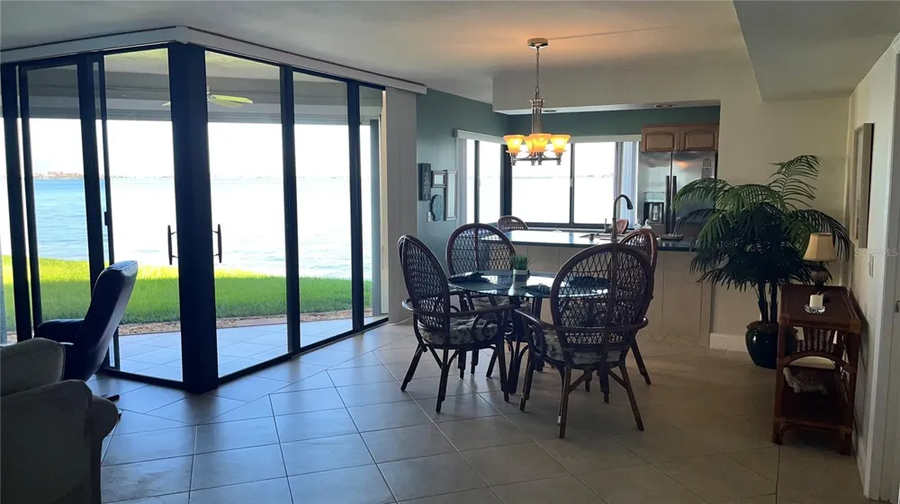 5541 PUERTA DEL SOL BOULEVARD S #118 St Petersburg, FL 33715