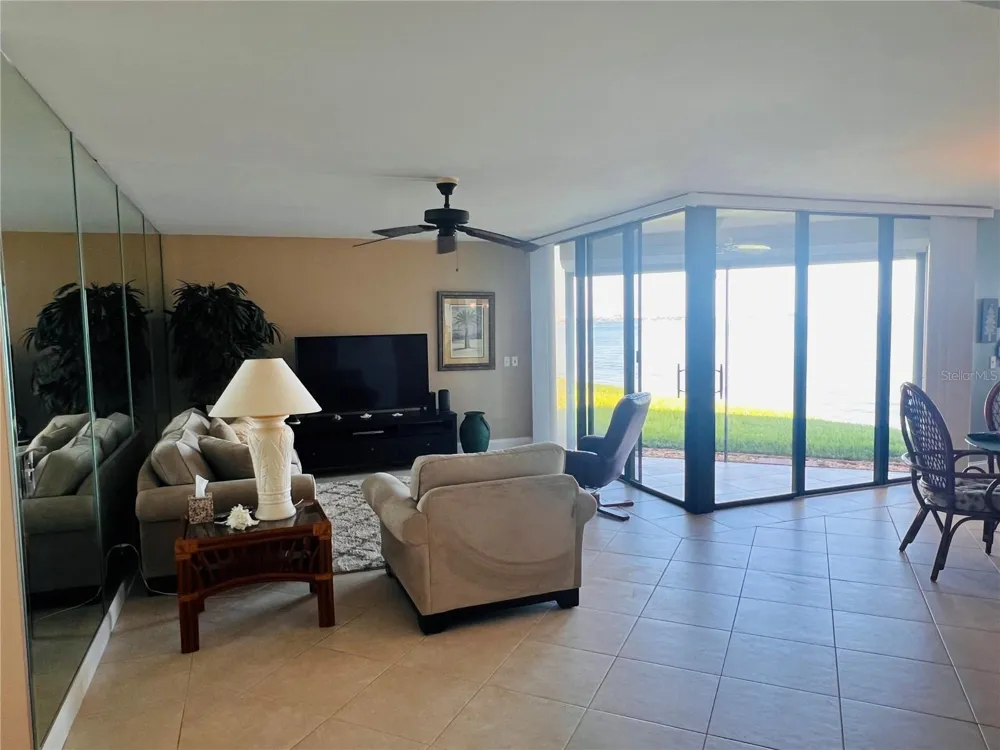 5541 PUERTA DEL SOL BOULEVARD S #118 St Petersburg, FL 33715