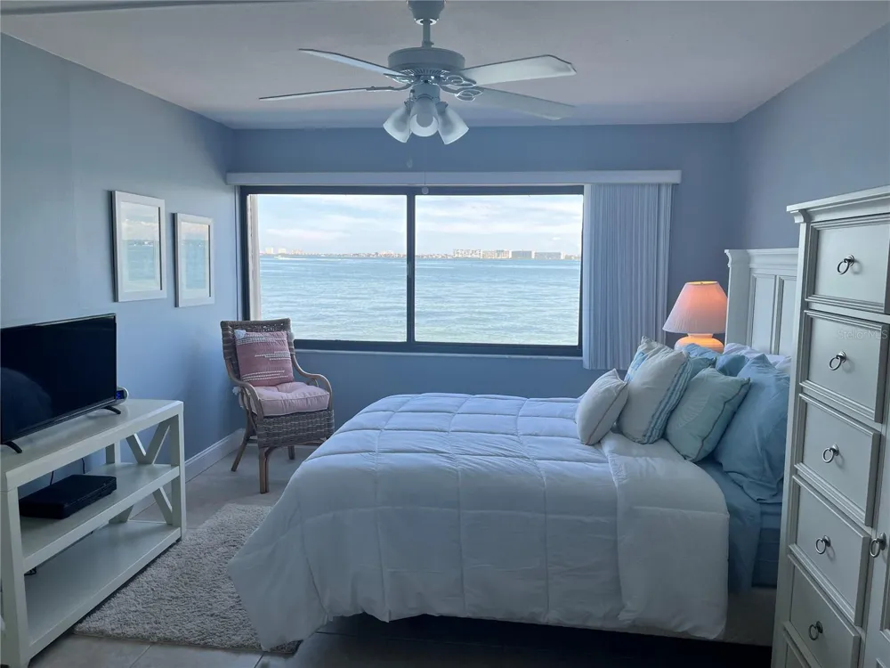 5541 PUERTA DEL SOL BOULEVARD S #118 St Petersburg, FL 33715