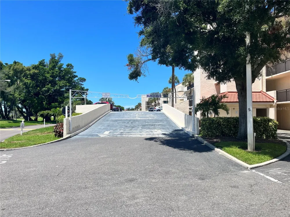 5541 PUERTA DEL SOL BOULEVARD S #118 St Petersburg, FL 33715