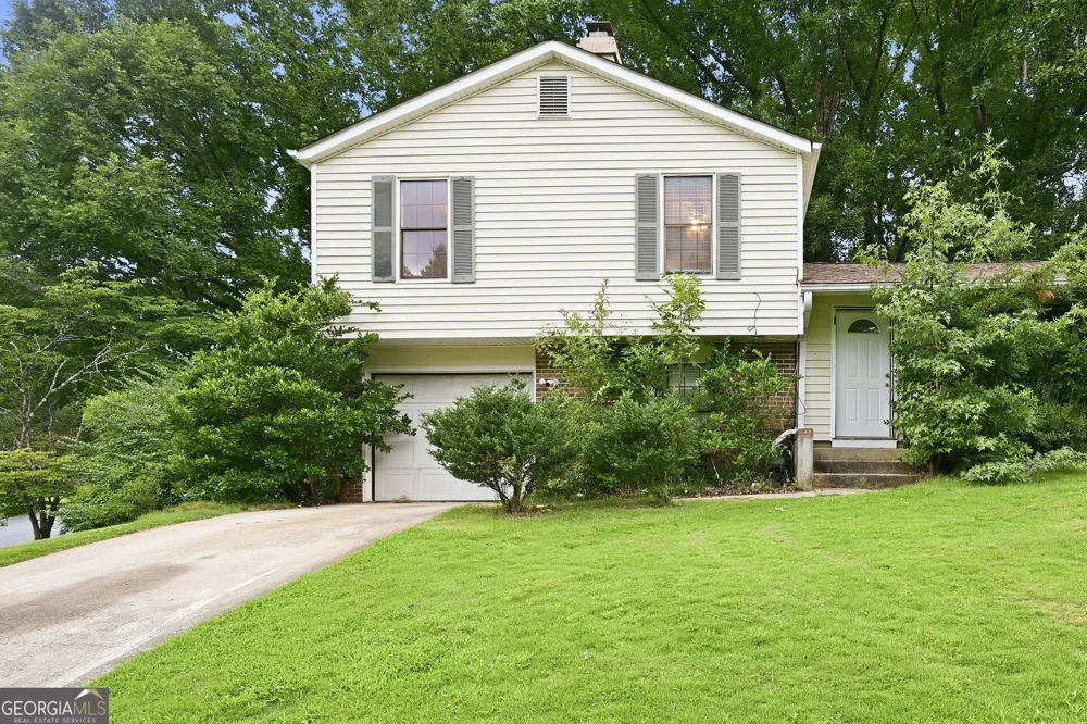 5327 Timor TRL Lithonia, GA 30038