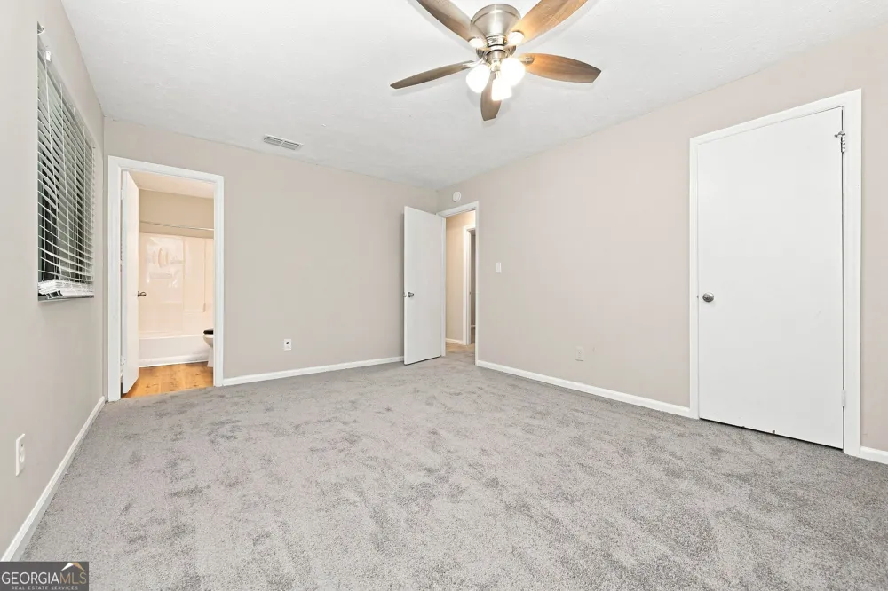 5327 Timor TRL Lithonia, GA 30038