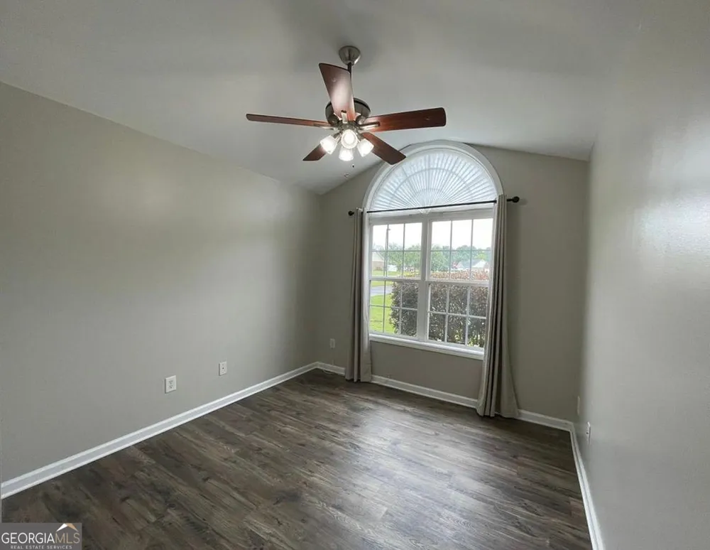 134 Brookstone DR SW Calhoun, GA 30701