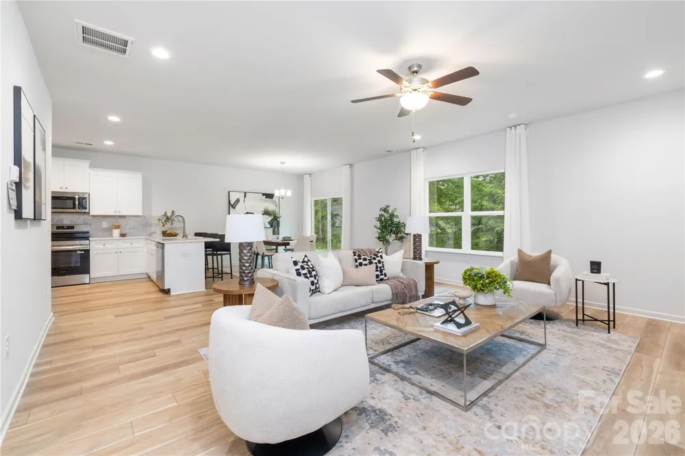5037 San Francisco Circle Charlotte, NC 28216