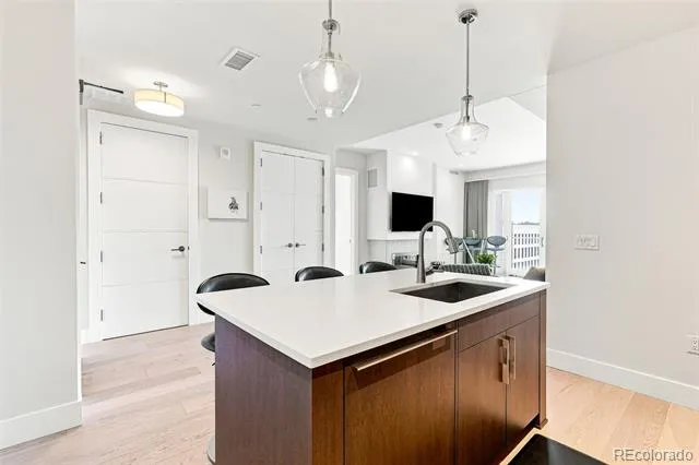 155 Steele Street #712 Denver, CO 80206