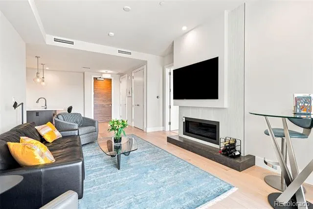 155 Steele Street #712 Denver, CO 80206