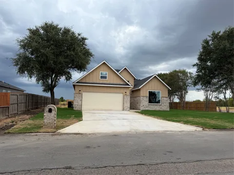 3247 Hillsdale Drive