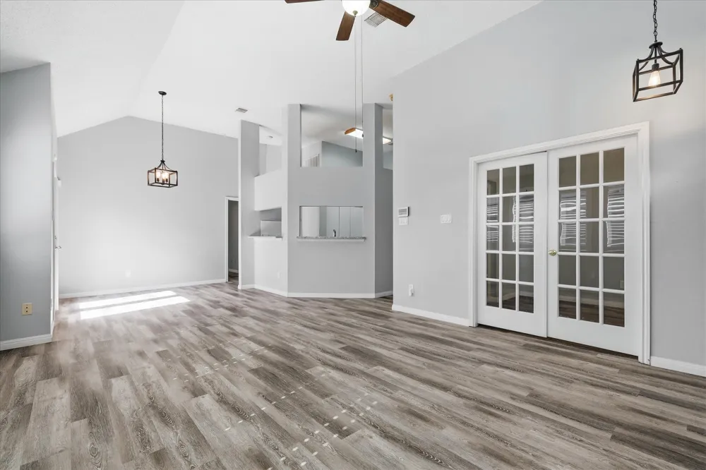 4311 Harvest Hill Road Carrollton, TX 75010