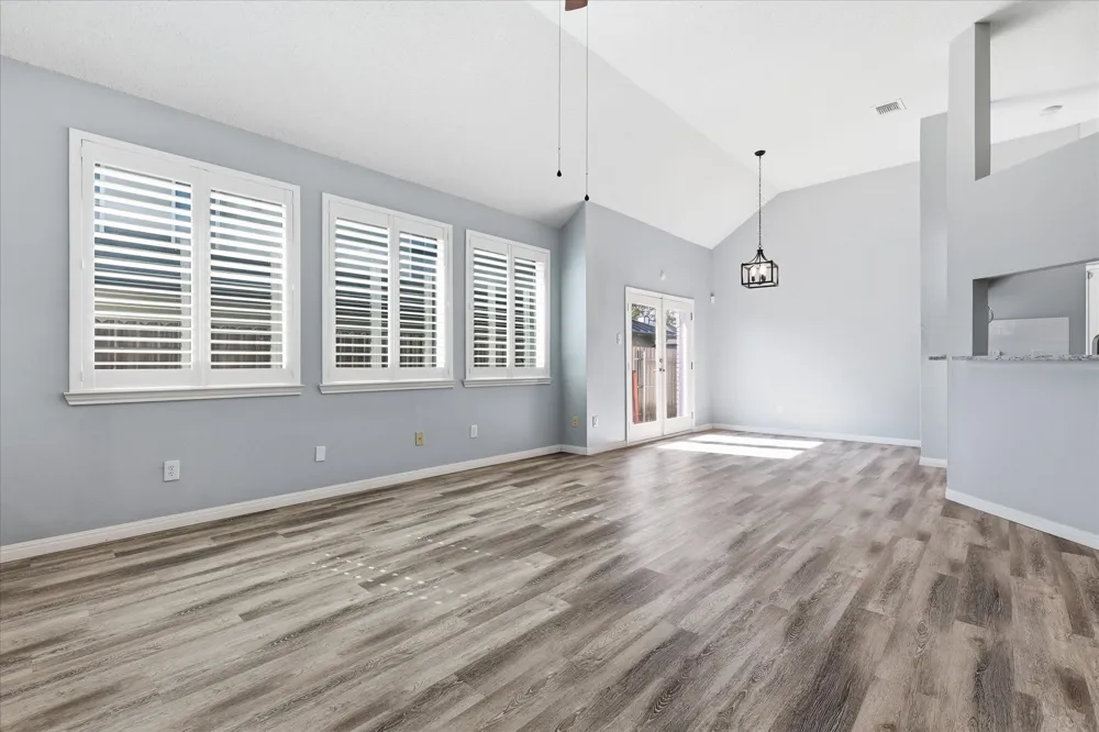 4311 Harvest Hill Road Carrollton, TX 75010