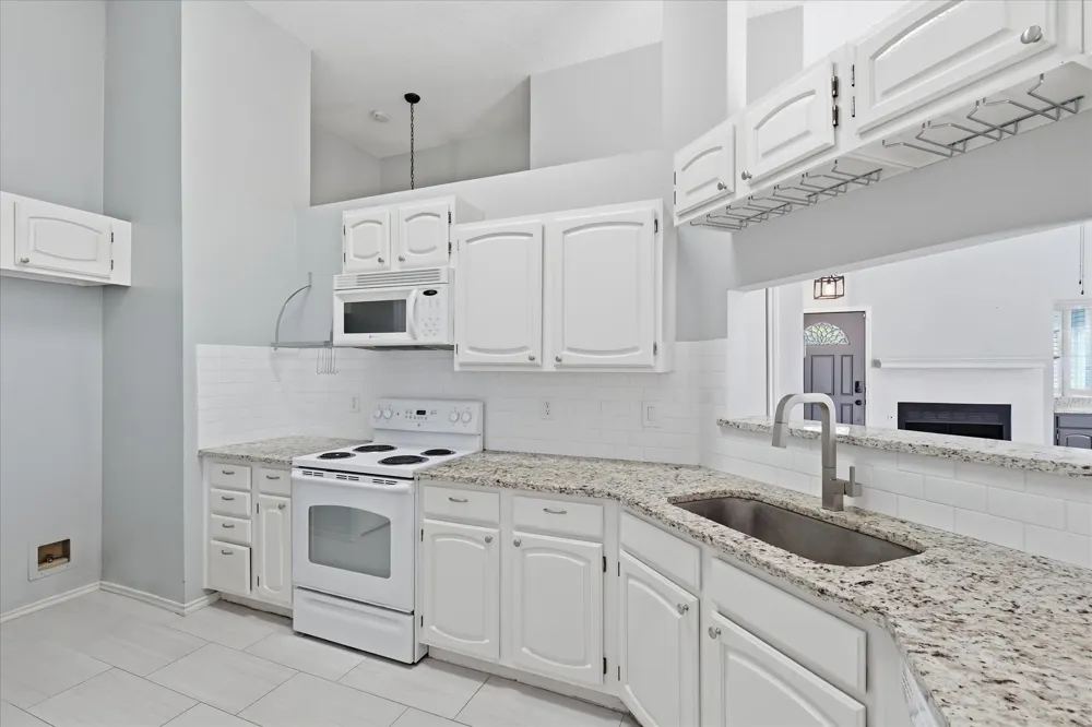 4311 Harvest Hill Road Carrollton, TX 75010