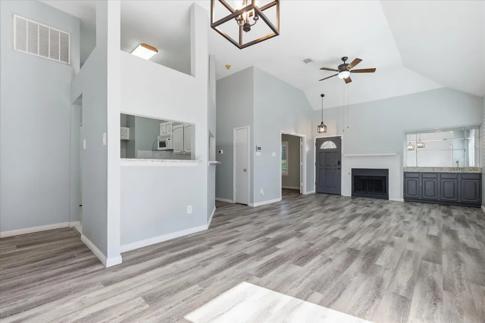 4311 Harvest Hill Road Carrollton, TX 75010