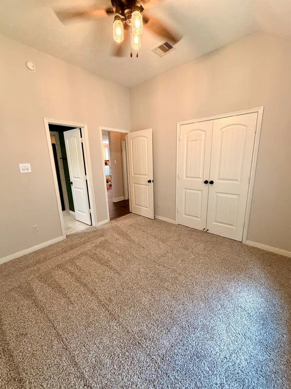 101 Racetrack Lane Montgomery, TX 77356