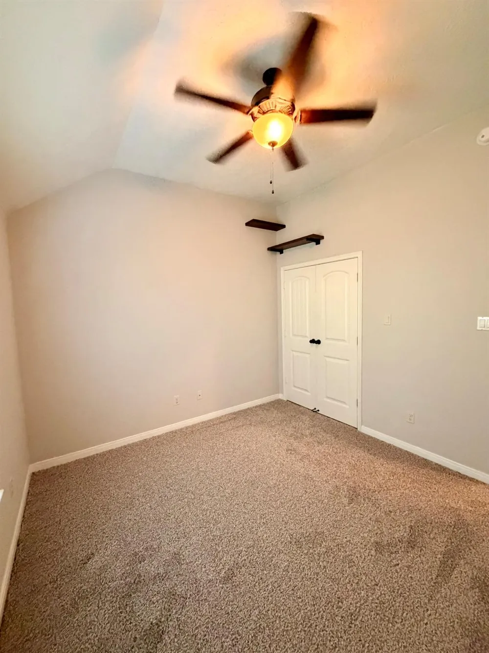 101 Racetrack Lane Montgomery, TX 77356