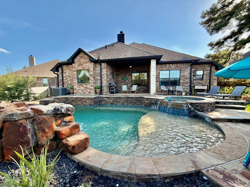 101 Racetrack Lane Montgomery, TX 77356