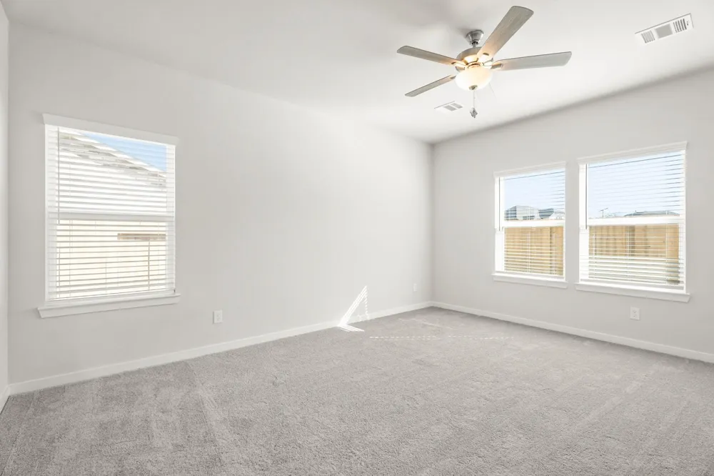 1597 Elm Court Angleton, TX 77515