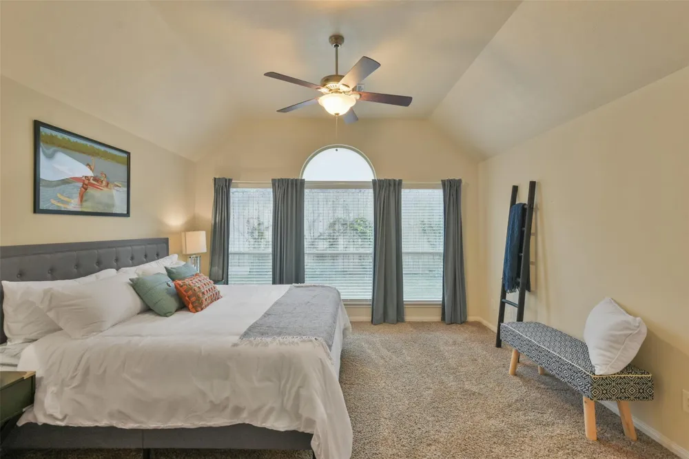 3813 Copper Mountain Montgomery, TX 77356