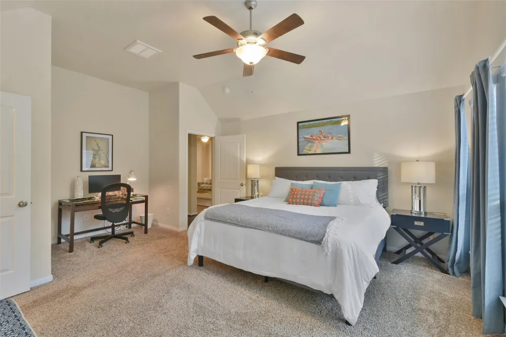 3813 Copper Mountain Montgomery, TX 77356