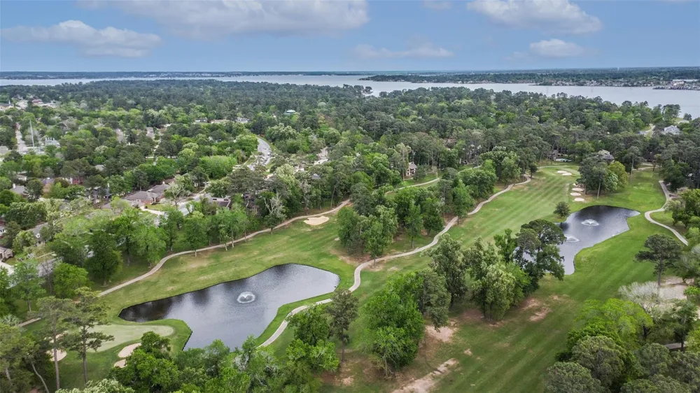 3813 Copper Mountain Montgomery, TX 77356
