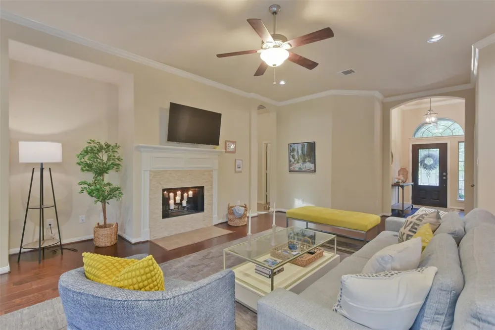3813 Copper Mountain Montgomery, TX 77356