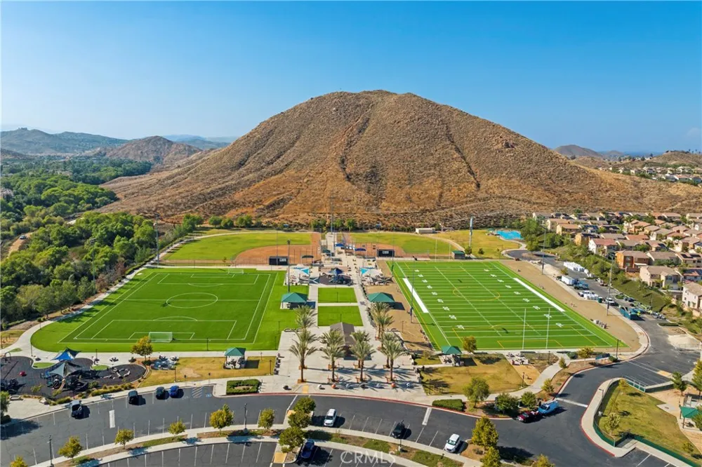 31955 Daisy Field Court Lake Elsinore, CA 92532