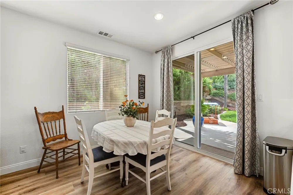 31955 Daisy Field Court Lake Elsinore, CA 92532