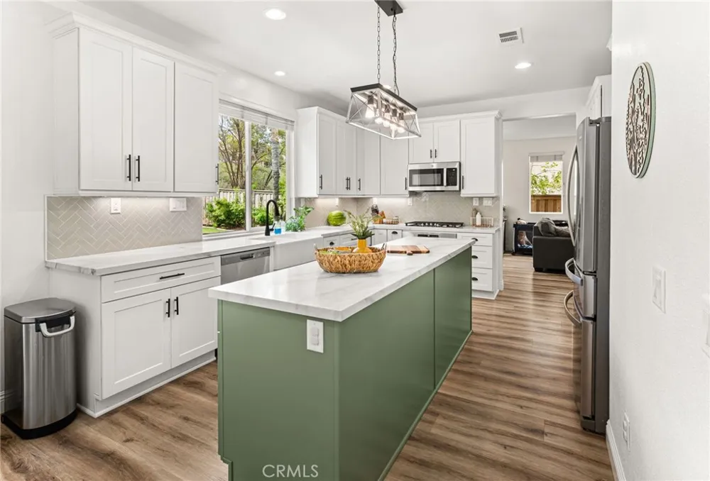 31955 Daisy Field Court Lake Elsinore, CA 92532