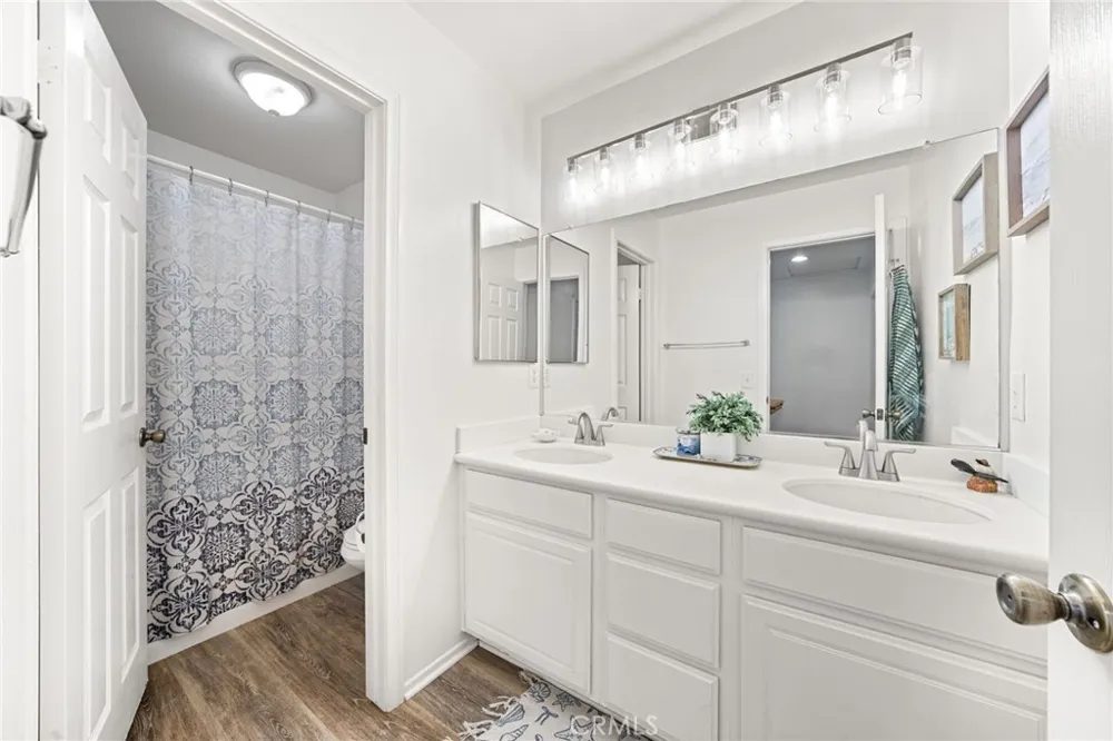 31955 Daisy Field Court Lake Elsinore, CA 92532