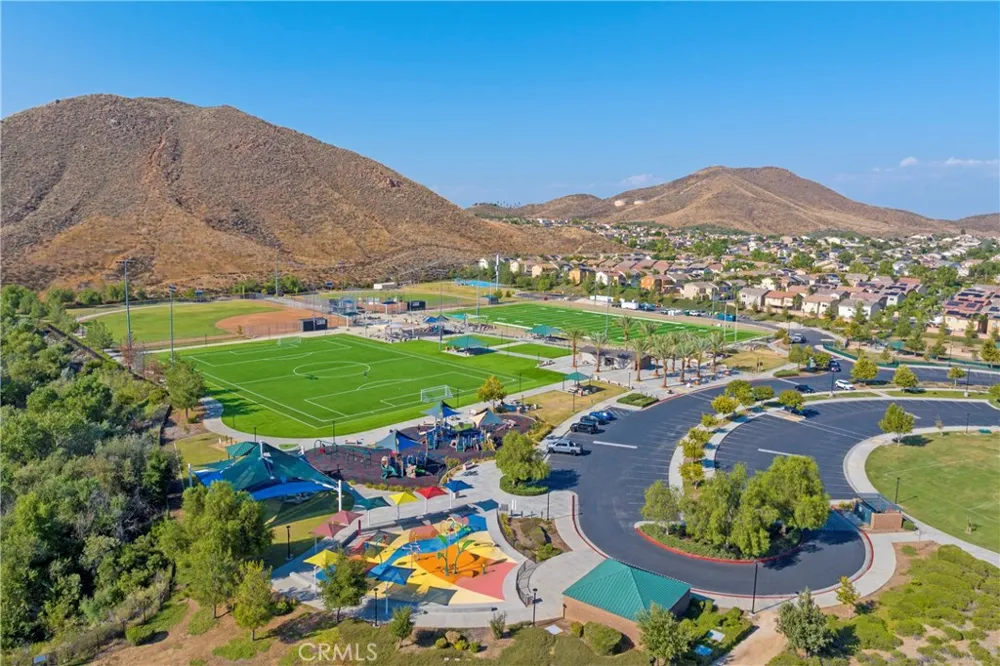 31955 Daisy Field Court Lake Elsinore, CA 92532