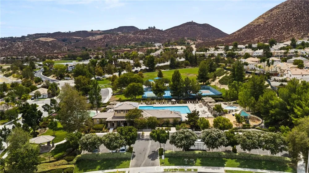31955 Daisy Field Court Lake Elsinore, CA 92532