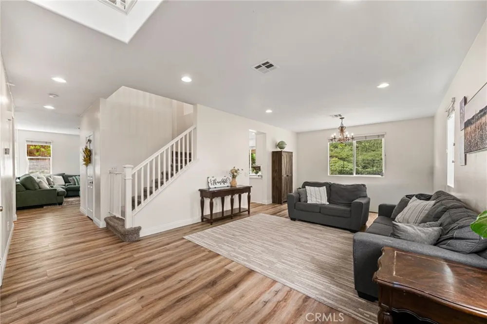 31955 Daisy Field Court Lake Elsinore, CA 92532