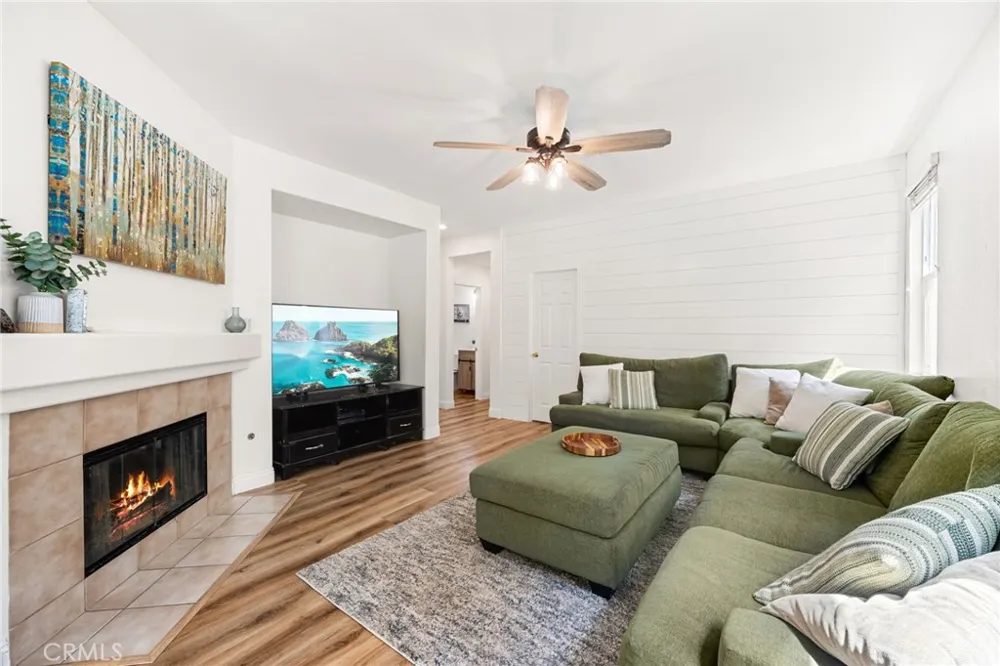 31955 Daisy Field Court Lake Elsinore, CA 92532