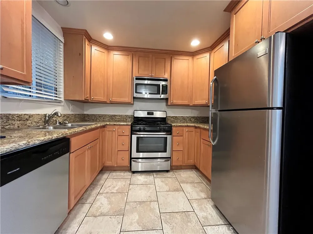11901 W Washington #B Culver City, CA 90066