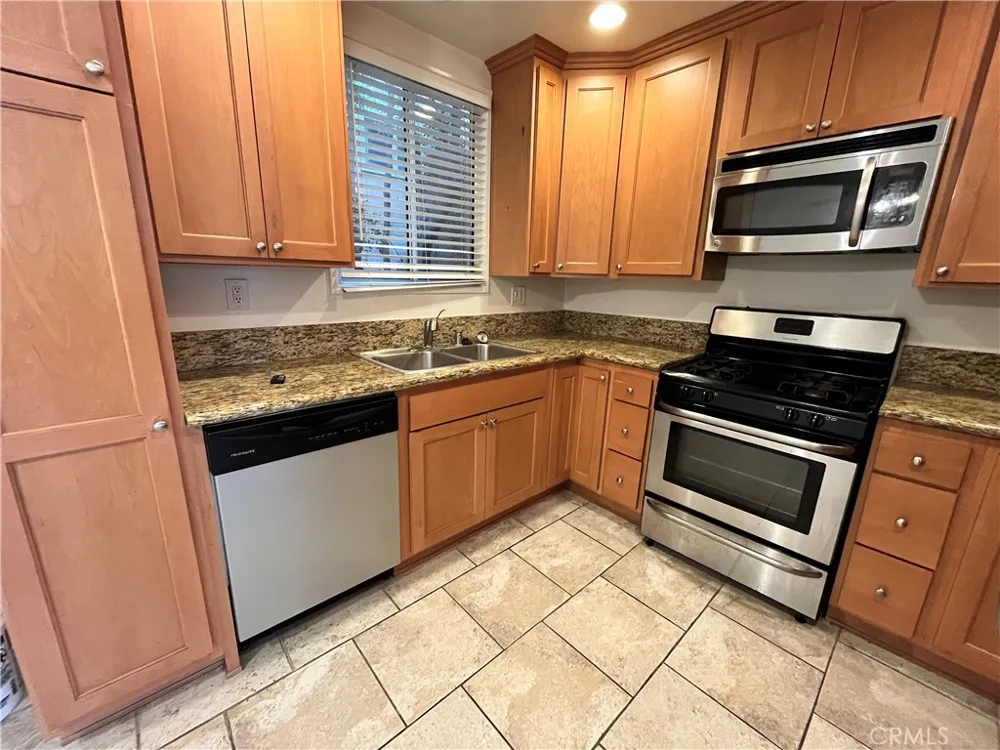 11901 W Washington #B Culver City, CA 90066