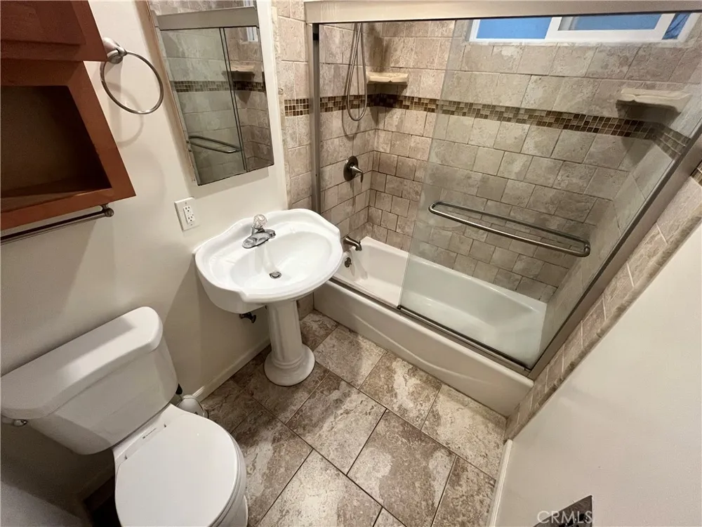 11901 W Washington #B Culver City, CA 90066