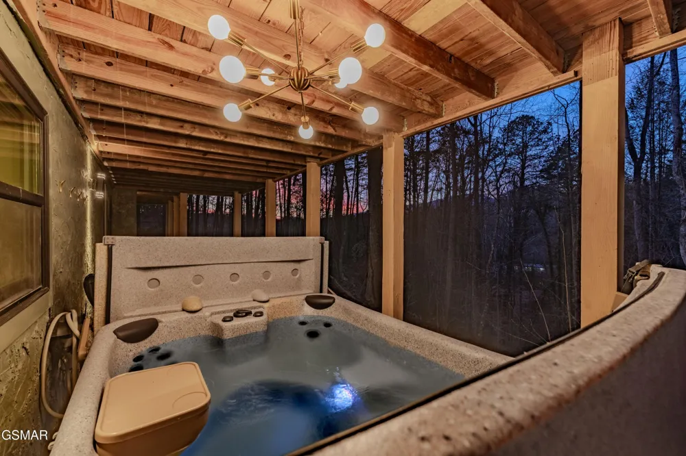 2759 Easy Street Sevierville, TN 37862