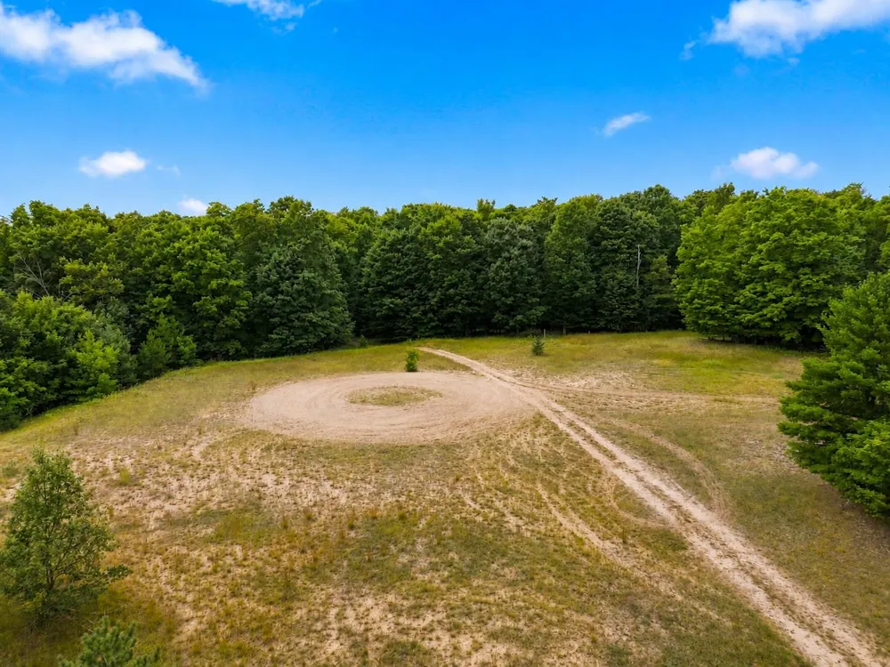 1593 Eikey Road East Bay Township, MI 49696