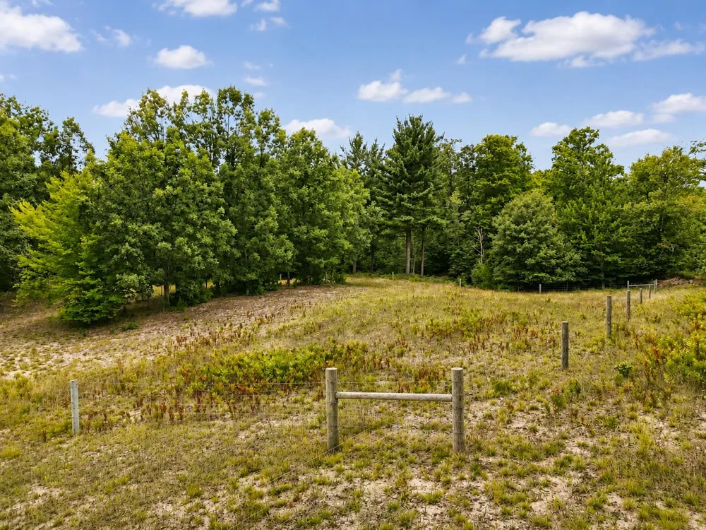 1593 Eikey Road East Bay Township, MI 49696