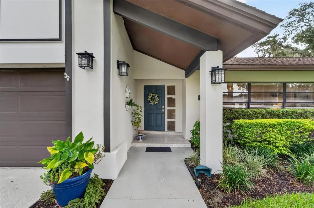 3002 WISTER CIRCLE Valrico, FL 33596