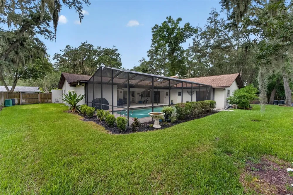 3002 WISTER CIRCLE Valrico, FL 33596
