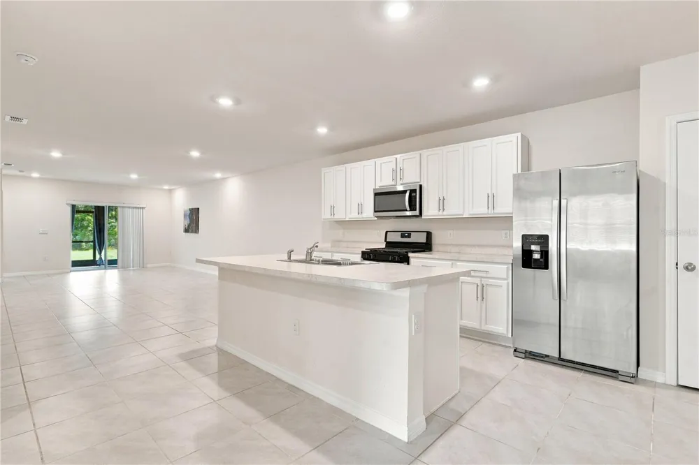 20043 ROYAL TERN COURT Leesburg, FL 34748